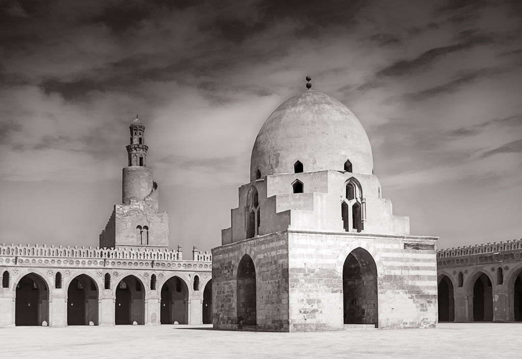 The key milestones in the history of the Ibn Tulun Mosque.