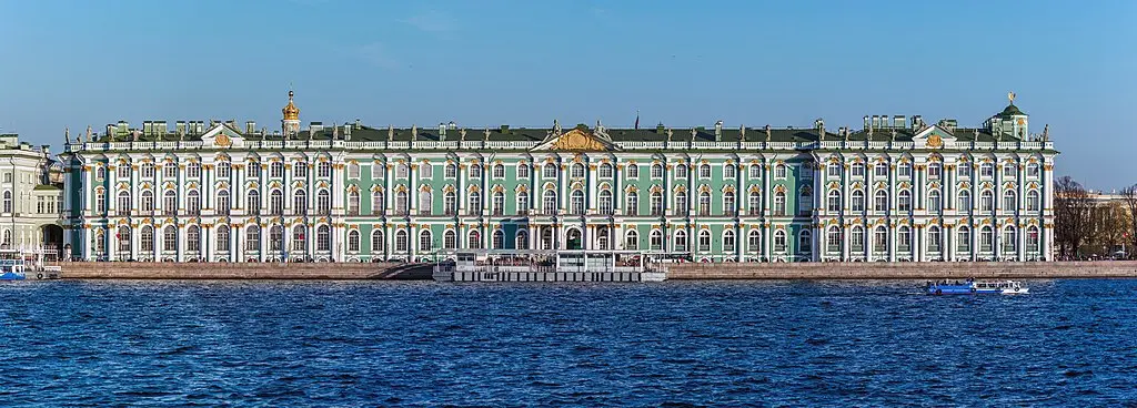 Panorama of the winter palace panorama in st petersburg