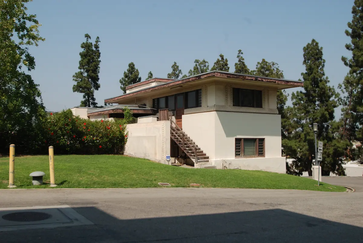 Hollyhock House, designed by Frank Lloyd Wright, showcases the Arts & Crafts architectural style from 1917-1921.