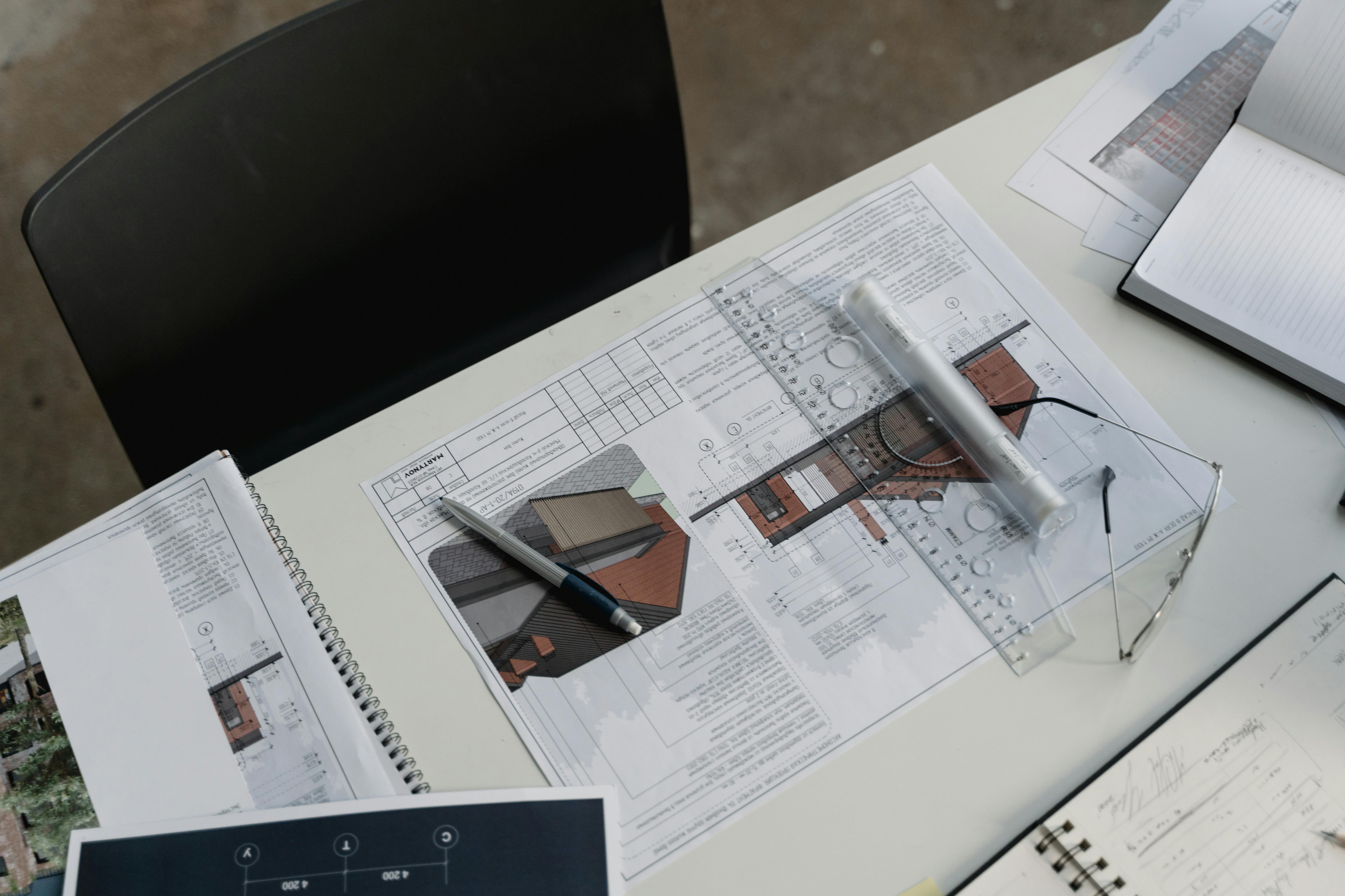 Infographic summarizing key lessons from architecture school.