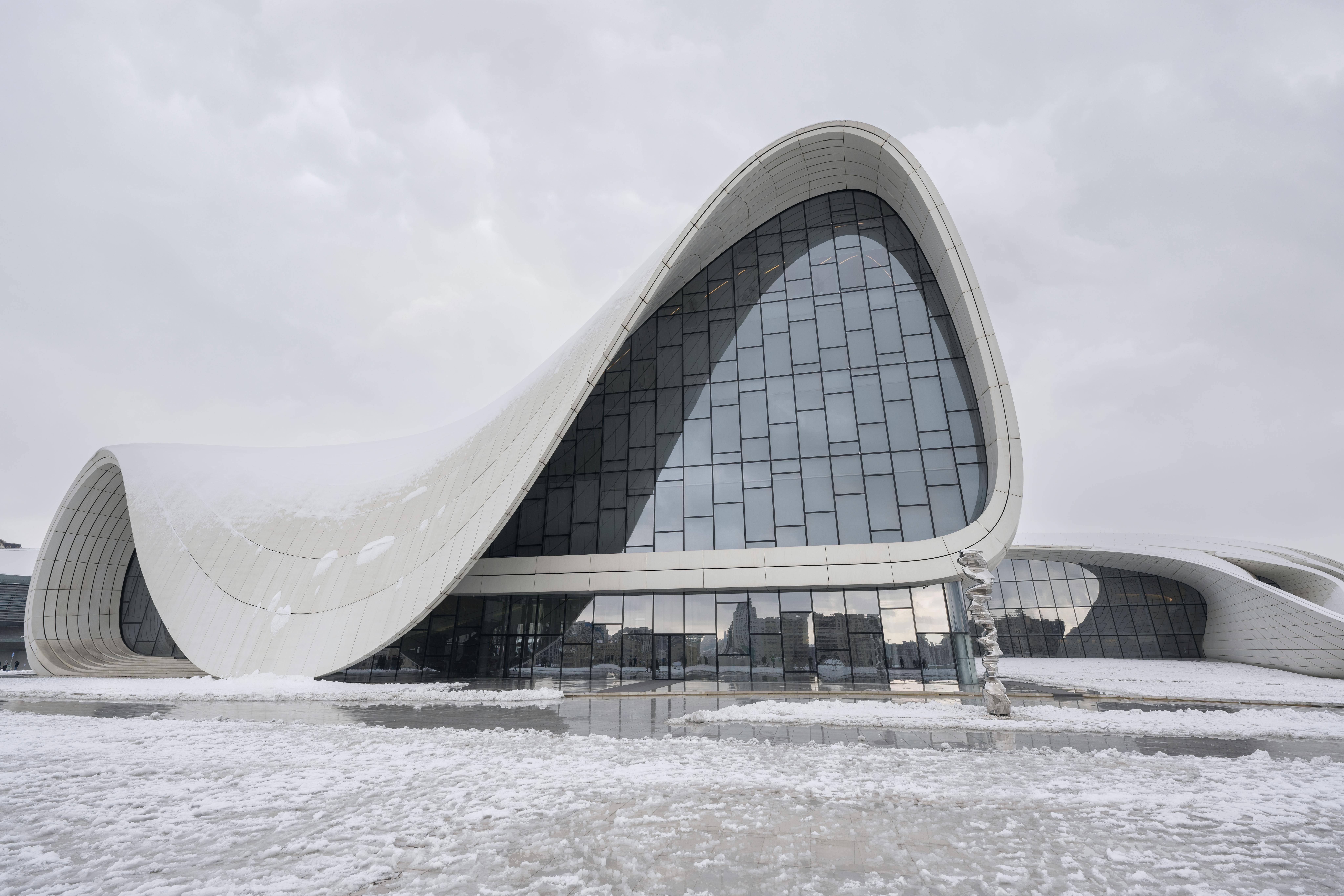 Heydar Aliyev Centre in Baku, Azerbaijan, showcasing flowing, futuristic architecture.