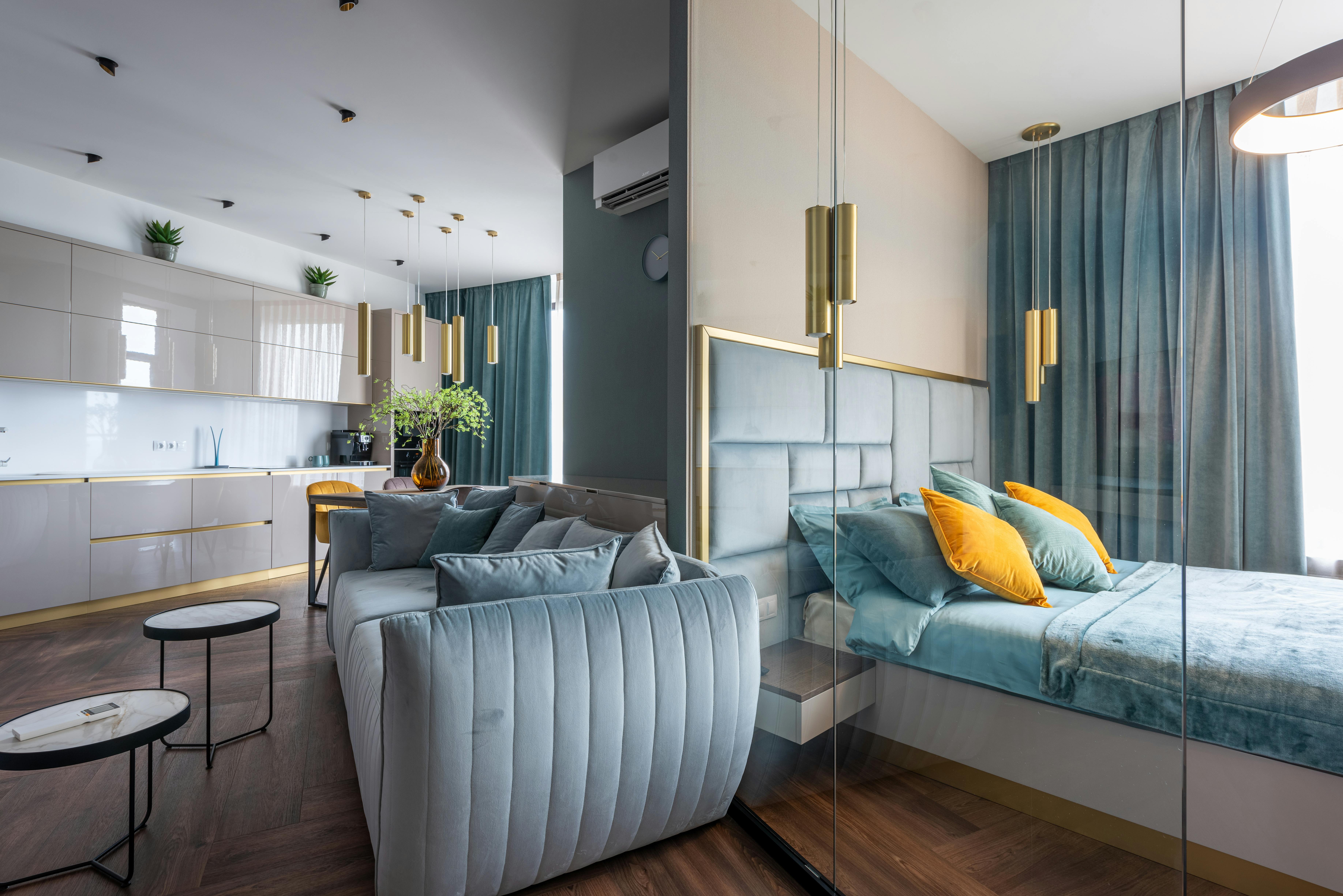 Student studio with blue tones, grey shades, and yellow accents.