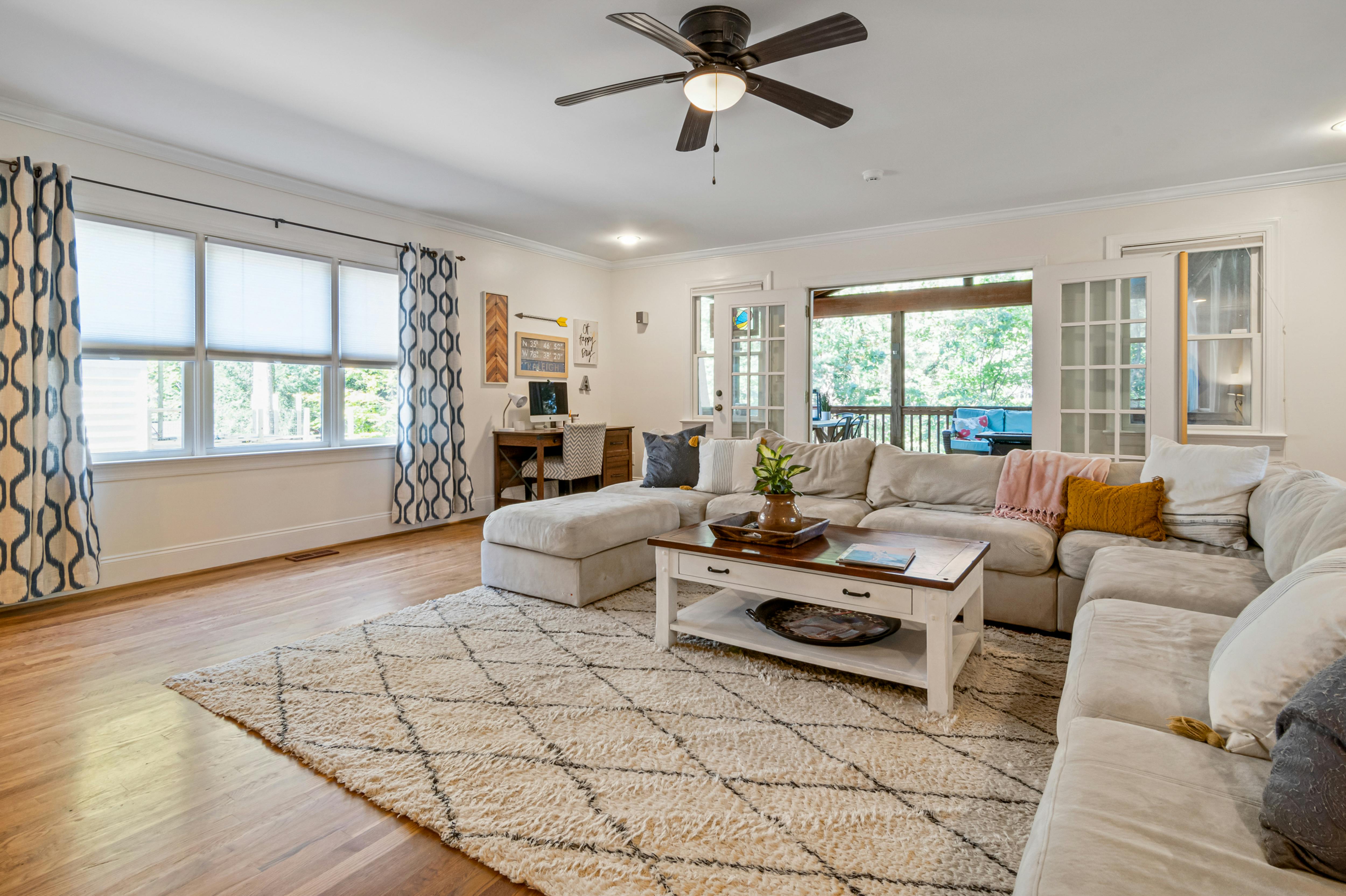 Traditional American design is warm, balanced, and built on craftsmanship. Classic details and natural materials make every room feel lived-in and real.