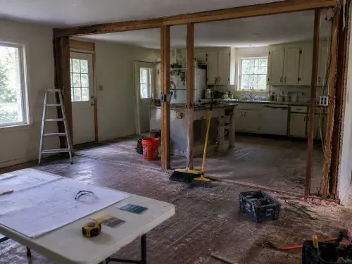 Small ranch house floor plan showing selective wall removal, kept walls, storage, light path, and yard view.